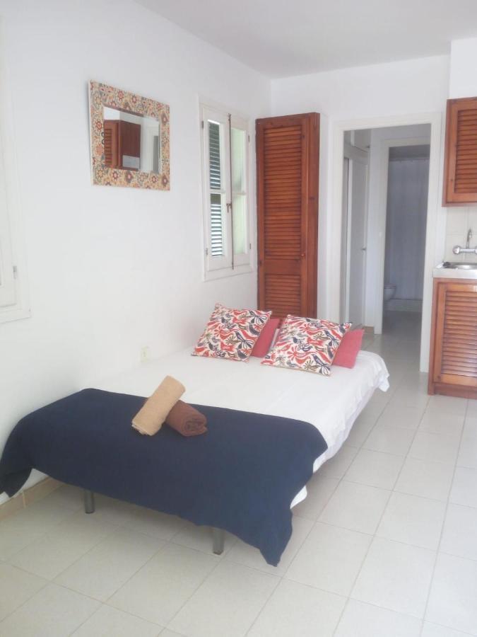 Apartamentos Playa Park Brisas Son Xoriguer Cala en Bosch Esterno foto